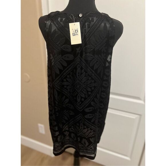 NWT Max Studio sleeveless black blouse - Picture 2 of 5